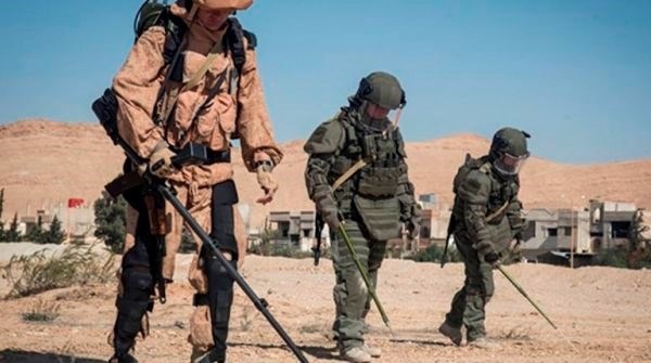 С каких возрастов допускаются к службе в сирийской армии?